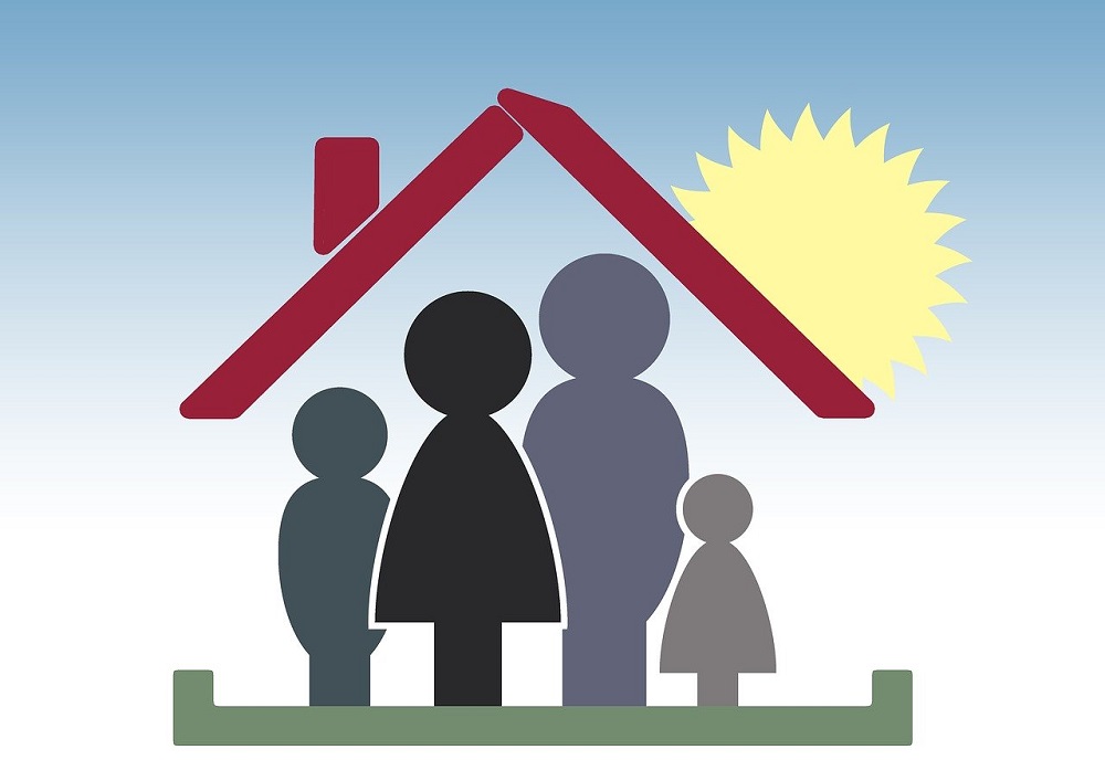 Vendre son logement à un membre de sa famille, c’est possible ?